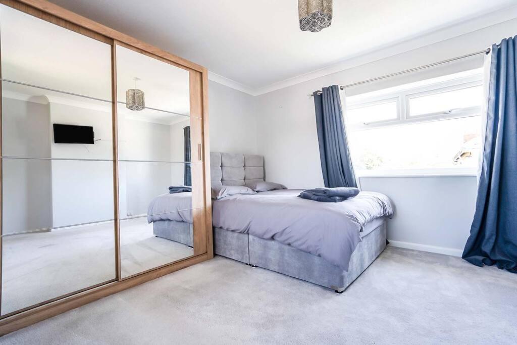 Beautiful 3 Bedroom Home, 10 Minutes Walk To Beach. Cleethorpes Dış mekan fotoğraf